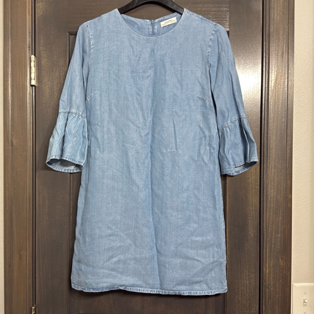 Zara Light Wash Denim Shift Dress with Ruffle 3/4 Sleeves Size Small